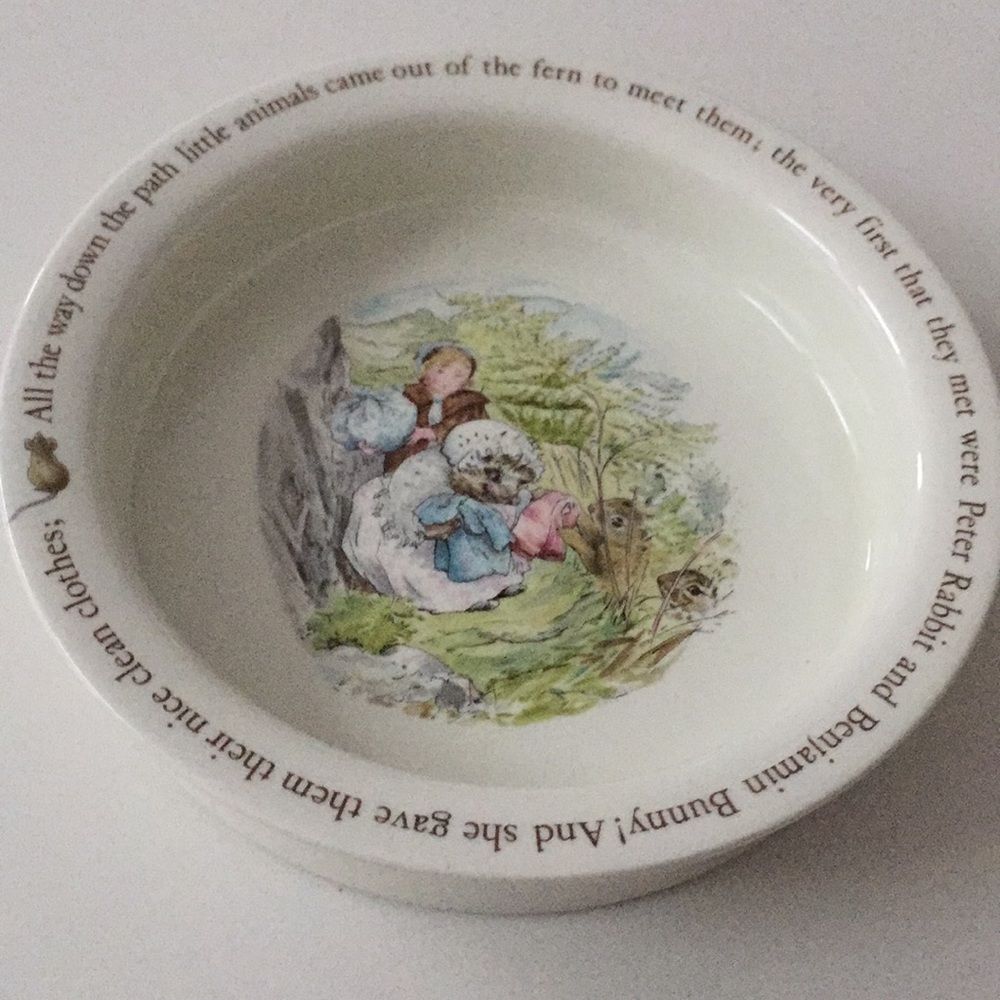 Wedgwood Children’s bowl Mrs.Tiggy Winkle